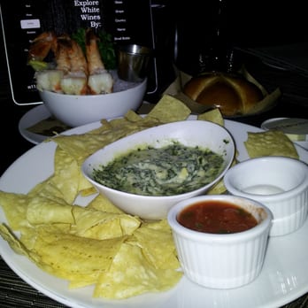 E11even - shrimp cocktail and spinach & artichoke dip - Seafood Near Me - Toronto, Ontario