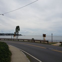 Pardee Seawall Park - Pardee Place Seawall...alway worth the walk. Beautiful view