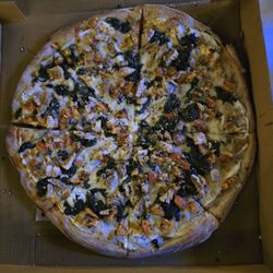 Dough Forge - Venice white sauce with chicken pizza