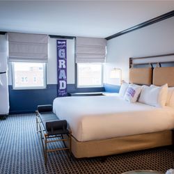 Hilton Orrington/Evanston - Guest room