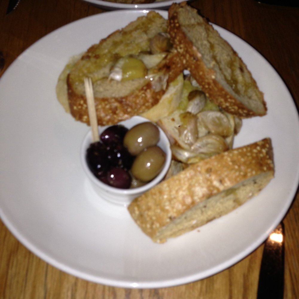 Met Bar & Kitchen - It was the roasted garlic that really got me going. Comfortable in the knowledge that I was sleeping alone, I went to town. - Pubs Near Me - Solihull, XWM