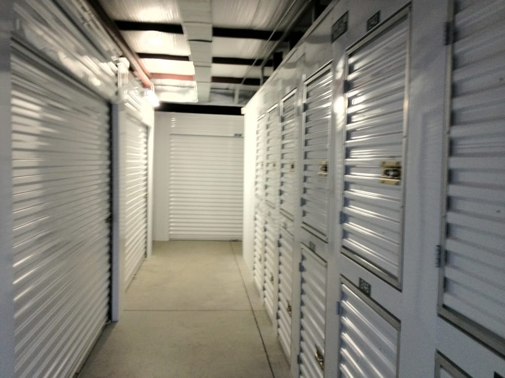 HARRISBURG SELF STORAGE Updated September 2024 13 Photos 2942 Hwy