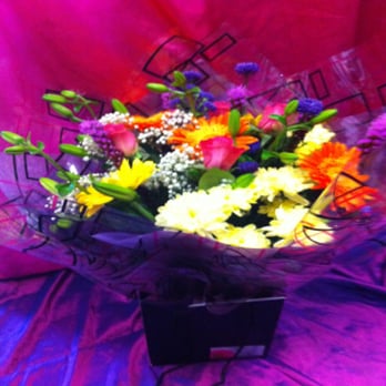 Maureen's Florist - Autumn Delight - Florists Near Me - Belfast, BFS
