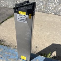 Epicenter Cycling - Santa Cruz - Had to take out the lithium battery before they would do any work on my ebike