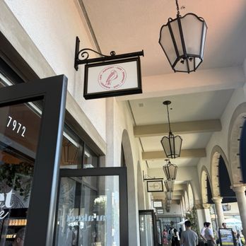 Parakeet Cafe - Newport Beach - Coffee & Tea Near Me - Newport Beach, California Parakeet Cafe - Newport Beach - Coffee & Tea Near Me - Newport Beach, California