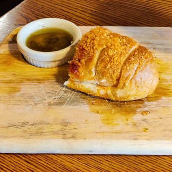 Mariner Grille - Bread loaf with olive oil dip. - Seafood Near Me - Narragansett, Rhode Island