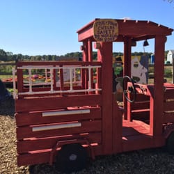 Devries Farm - Nice play area for the kids!