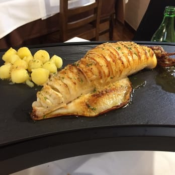 El Veleru - Seafood Near Me - Gijón, O