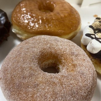 Randy's Donuts - Donuts Near Me - Las Vegas, Nevada