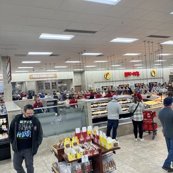 Buc-ee’s - Gas Stations Near Me - Sevierville, Tennessee Buc-ee’s - Gas Stations Near Me - Sevierville, Tennessee