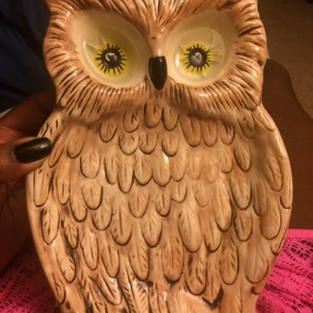 Home Grown - Owl ashtray $7 - Diners Near Me - Atlanta, Georgia Home Grown - Owl ashtray $7 - Diners Near Me - Atlanta, Georgia