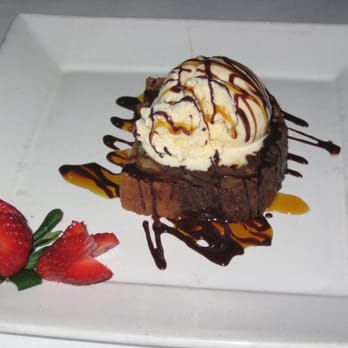 Mi Piace - Expresso bread pudding with vanilla ice cream - Italian Near Me - Pasadena, California