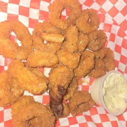 The worst salt & pepper calamari I have ever had. Inedible.