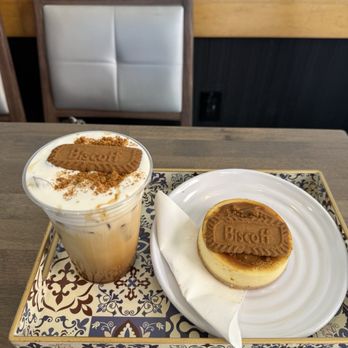 Canani Coffee - Biscoff latte and cheesecake - Coffee & Tea Near Me - Pomona, California