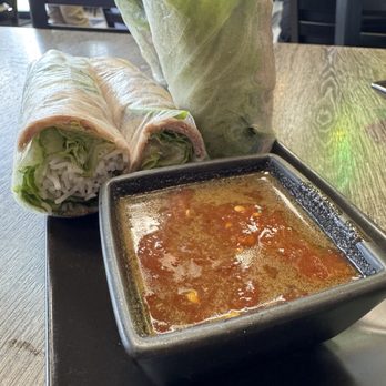 Pho Emerald - Pork spring roll - Vietnamese Near Me - Auburn, Washington Pho Emerald - Pork spring roll - Vietnamese Near Me - Auburn, Washington
