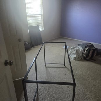 Harris Moving - Left my work desk - Movers Near Me Harris Moving - Left my work desk - Movers Near Me