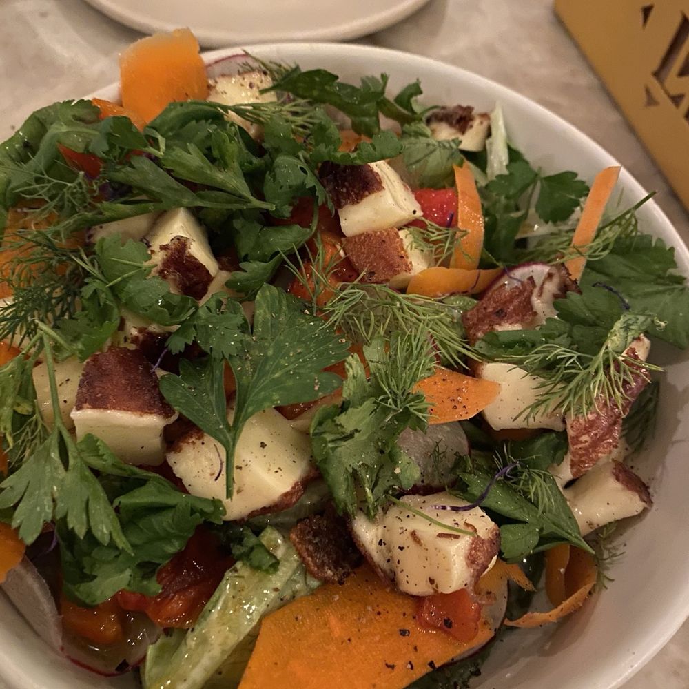 Este - Salad - Seafood Near Me - Austin, Texas Este - Salad - Seafood Near Me - Austin, Texas