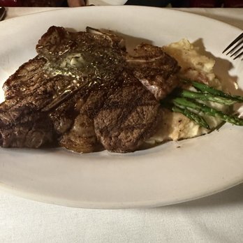 The Magic Lamp Inn - Porterhouse - Steakhouses Near Me - Rancho Cucamonga, California