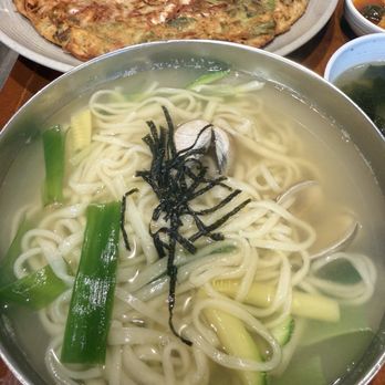 To Sok Jip - clam kalguksu - Korean Near Me - Annandale, Virginia To Sok Jip - clam kalguksu - Korean Near Me - Annandale, Virginia