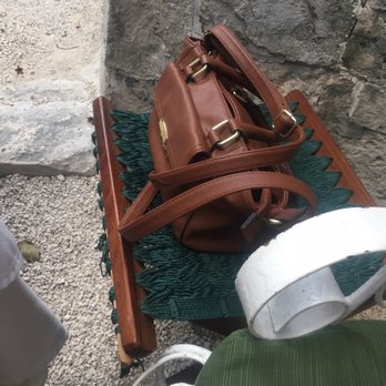 La Habichuela - Purse chair - Caribbean Near Me - Cancún, ROO