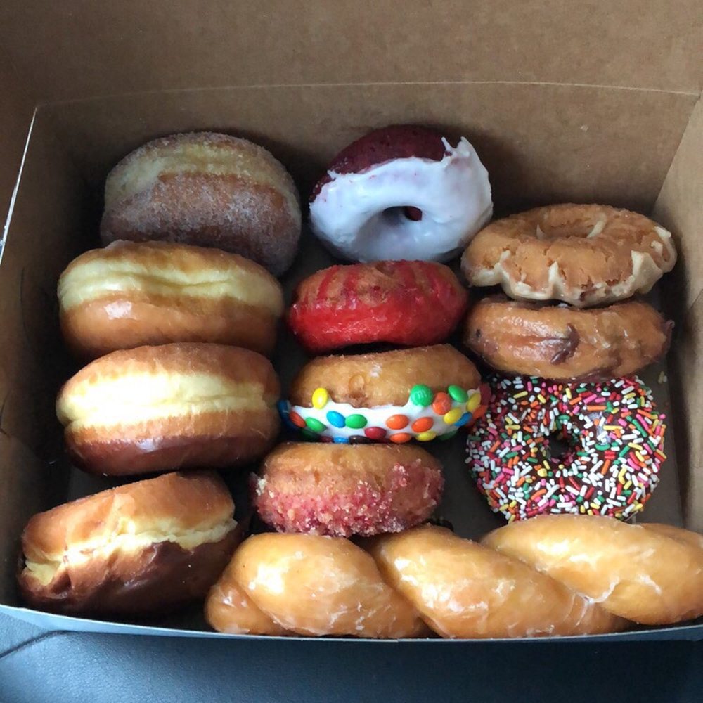 Donut Hut - Raz filled, glazed, choc glazed, Bavarian, red velvet w/ vanilla, cherry glaze, mnm, crumb, twist, maple old fashioned, choc chip, sprinkle - Donuts Near Me - Des Moines, Iowa Donut Hut - Raz filled, glazed, choc glazed, Bavarian, red velvet w/ vanilla, cherry glaze, mnm, crumb, twist, maple old fashioned, choc chip, sprinkle - Donuts Near Me - Des Moines, Iowa