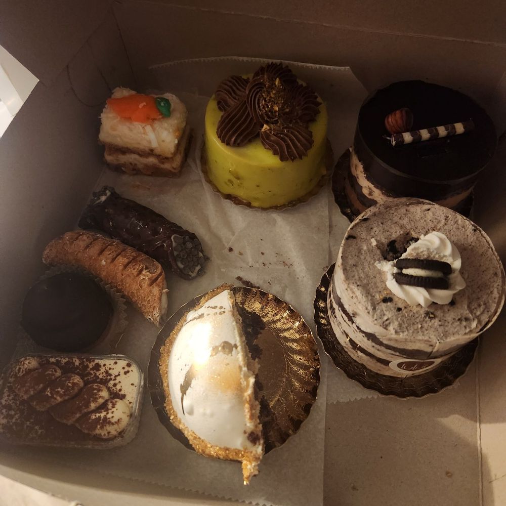 Lulu's Bakery - Desserts - Bakeries Near Me - Fresh Meadows, New York