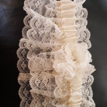 Quick Threads Alterations - Sewing & Alterations Near Me - Hewitt, Texas
