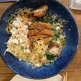 Ba Mee Hang Pu