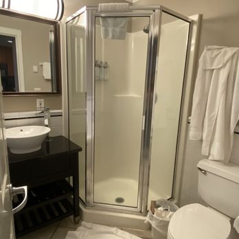Cannon Beach Hotel Collection - Hotels Near Me - Cannon Beach, Oregon