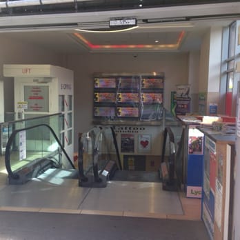 Moore Street Mall - Main entrance. - Electronics Near Me - Dublin, D