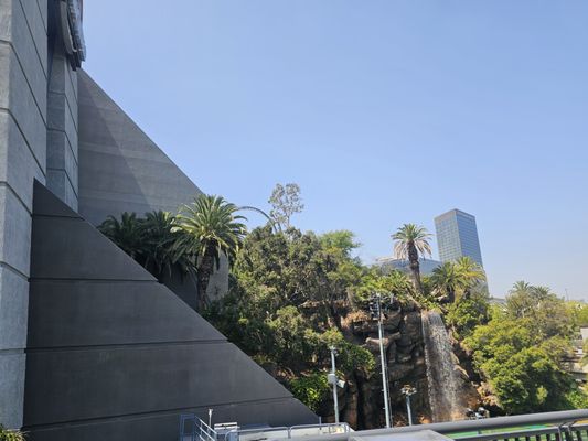 Jurassic World - The Ride by null