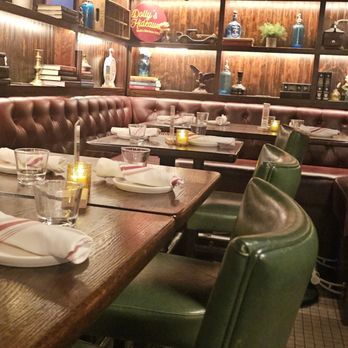 Dolly's - Cocktail Bars Near Me - New York, New York