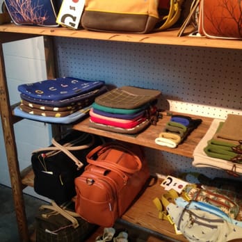 Gorrión - Bolsos, carteras, cases para el ipad o el celular... - Luggage Near Me - Buenos Aires, C