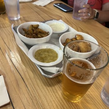OMG! Burgers & Brew - Fried pickles and cheese curds - Burgers Near Me - Pendleton, Oregon OMG! Burgers & Brew - Fried pickles and cheese curds - Burgers Near Me - Pendleton, Oregon