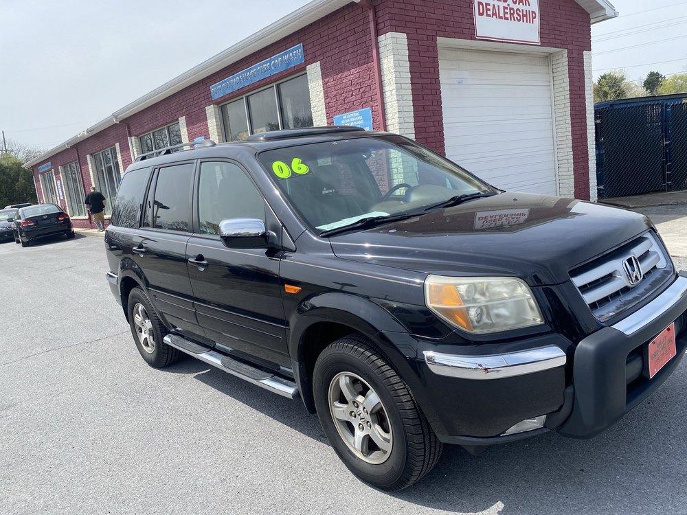 VALLEY USED CARS, INC. Updated July 2024 16 Photos 601 N Mildred