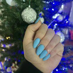 Ombré Nails & Spa