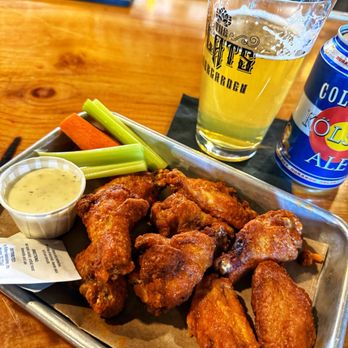 Flats Beer Garden - Wings and beer - Beer Bar Near Me - Golden, Colorado Flats Beer Garden - Wings and beer - Beer Bar Near Me - Golden, Colorado