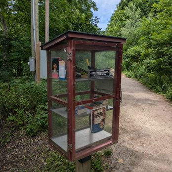 Kettle Creek Little Free Library - Kettle Creek Little Free Library, St. Thomas Ontario - Community Book Box Near Me - St. Thomas, Ontario Kettle Creek Little Free Library - Kettle Creek Little Free Library, St. Thomas Ontario - Community Book Box Near Me - St. Thomas, Ontario