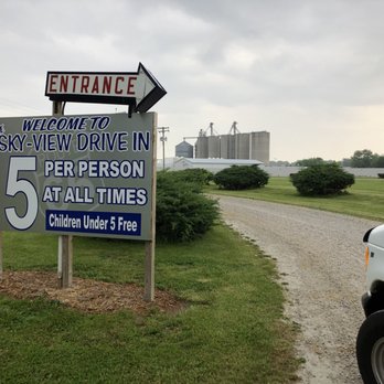 Skyview Drive-In - Drive-In Theater Near Me - Litchfield, Illinois