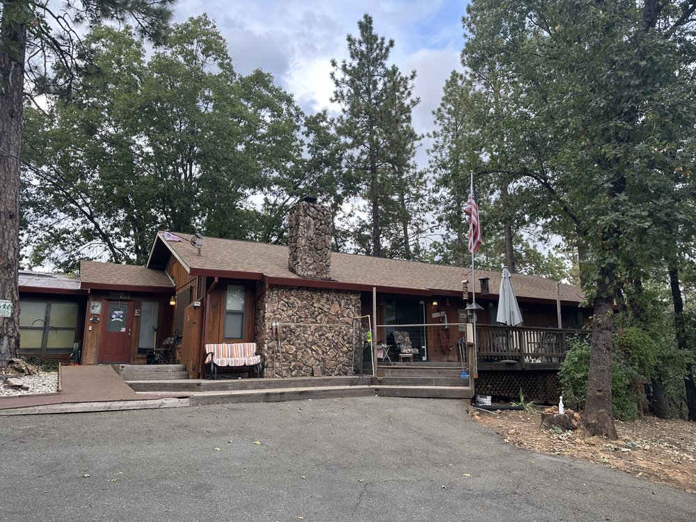 Slide of Professional's Roofing