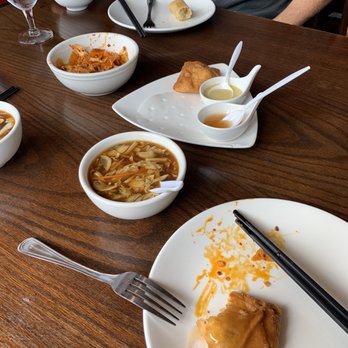 Lao Sze Chuan - Uptown - 203. Crab Rangoon & Hot and Sour Soup - Chinese Near Me - Chicago, Illinois