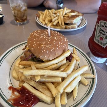 Spires Restaurant - Breakfast & Brunch Near Me - Tustin, California Spires Restaurant - Breakfast & Brunch Near Me - Tustin, California