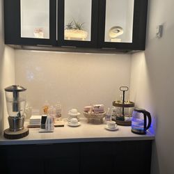 Poseidon Spa - Relaxation room teas/coffees