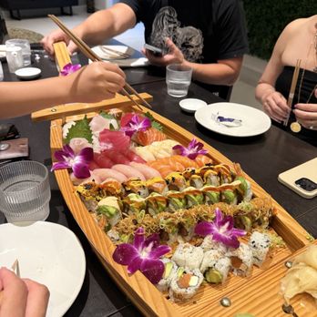 Hoshi & Sushi - Sushi Bars Near Me - Miami Beach, Florida Hoshi & Sushi - Sushi Bars Near Me - Miami Beach, Florida