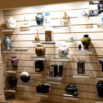 Forest Lawn - Glendale - urn selection - Mortuary Services Near Me - Glendale, California Forest Lawn - Glendale - urn selection - Mortuary Services Near Me - Glendale, California