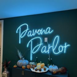 Pavona - Pavona Parlor lobby