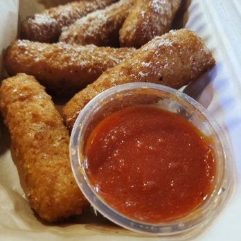 King's Cove - Sports Bars Near Me - El Segundo, California