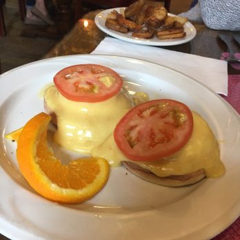 Granlund's Restaurant - Eggs Benedict w/hollandaise sauce - New American Near Me - Yucaipa, California Granlund's Restaurant - Eggs Benedict w/hollandaise sauce - New American Near Me - Yucaipa, California