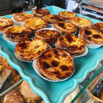 Bom Dia Café & Bakery - Pastel de nata - Bakeries Near Me - Toronto, Ontario Bom Dia Café & Bakery - Pastel de nata - Bakeries Near Me - Toronto, Ontario