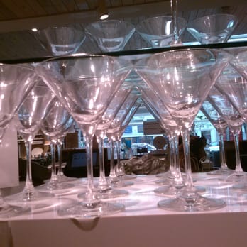 Crate & Barrel - Home Decor Near Me - West Hartford, Connecticut